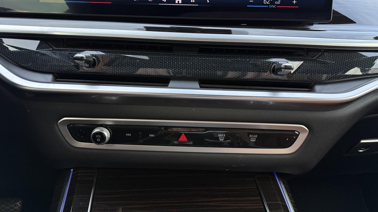 2024 BMW X7 40i - Photo 72