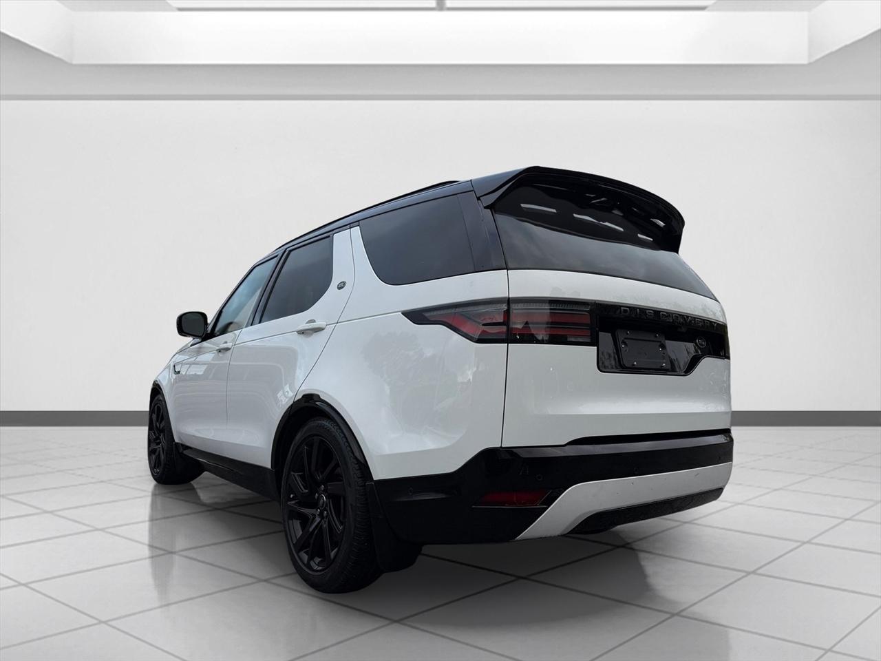 Land Rover Discovery photo 3