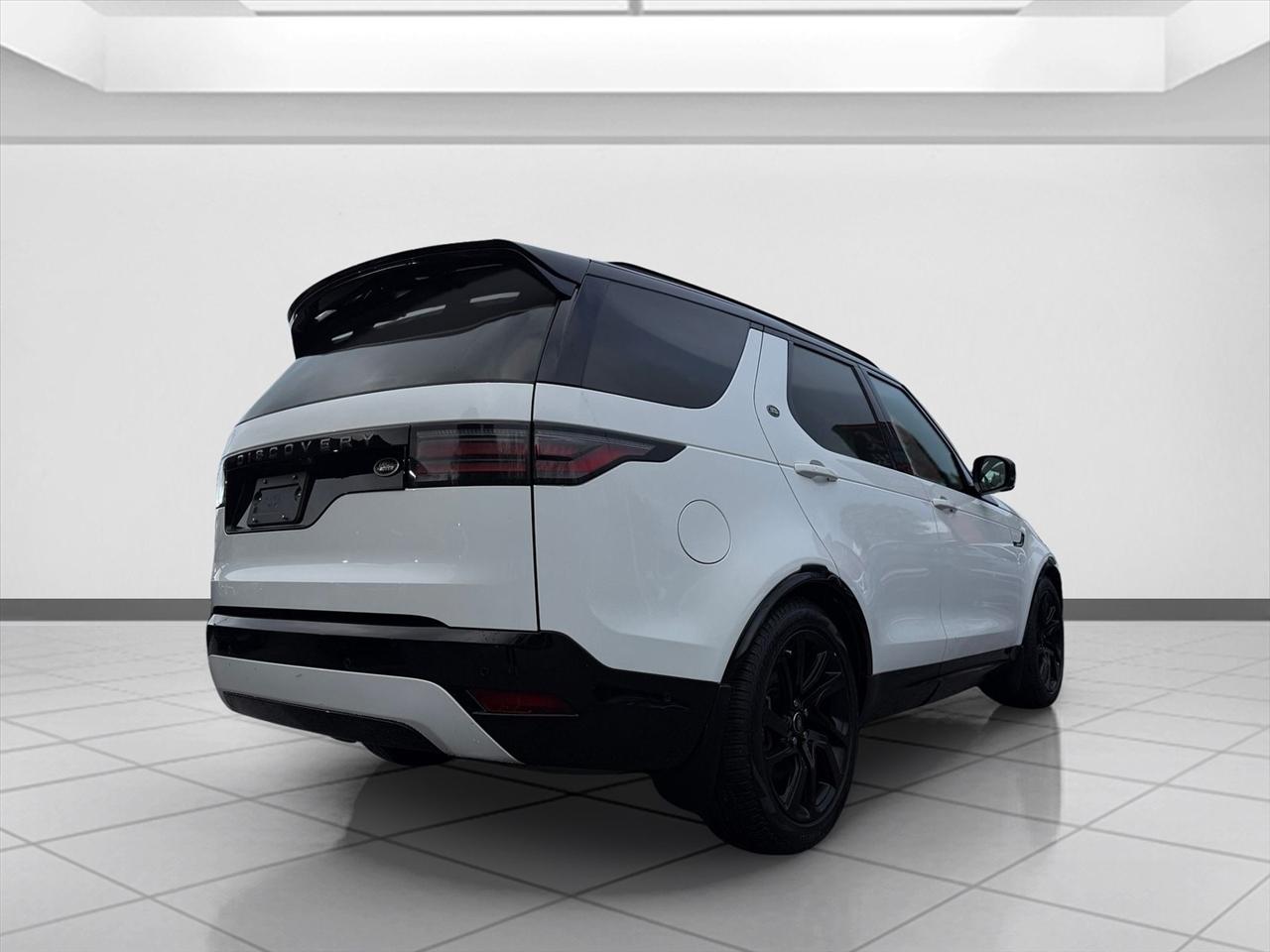 Land Rover Discovery photo 7