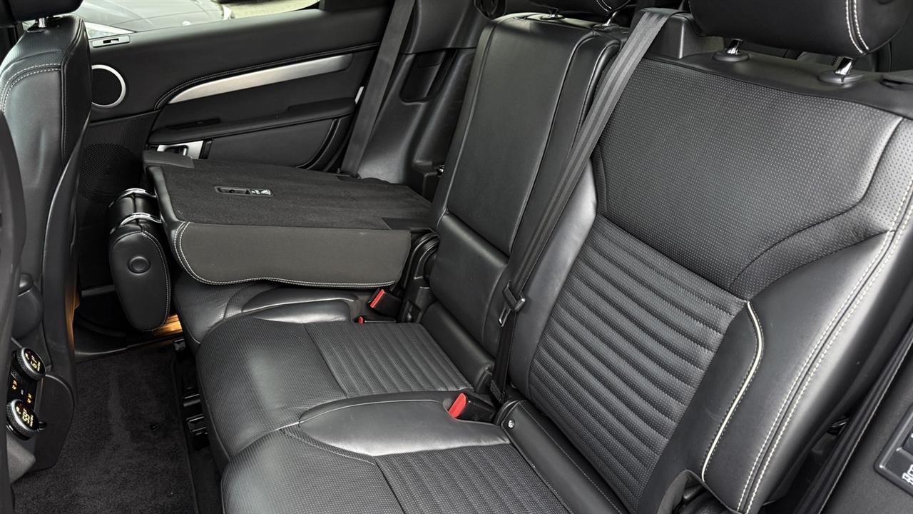 Land Rover Discovery photo 36