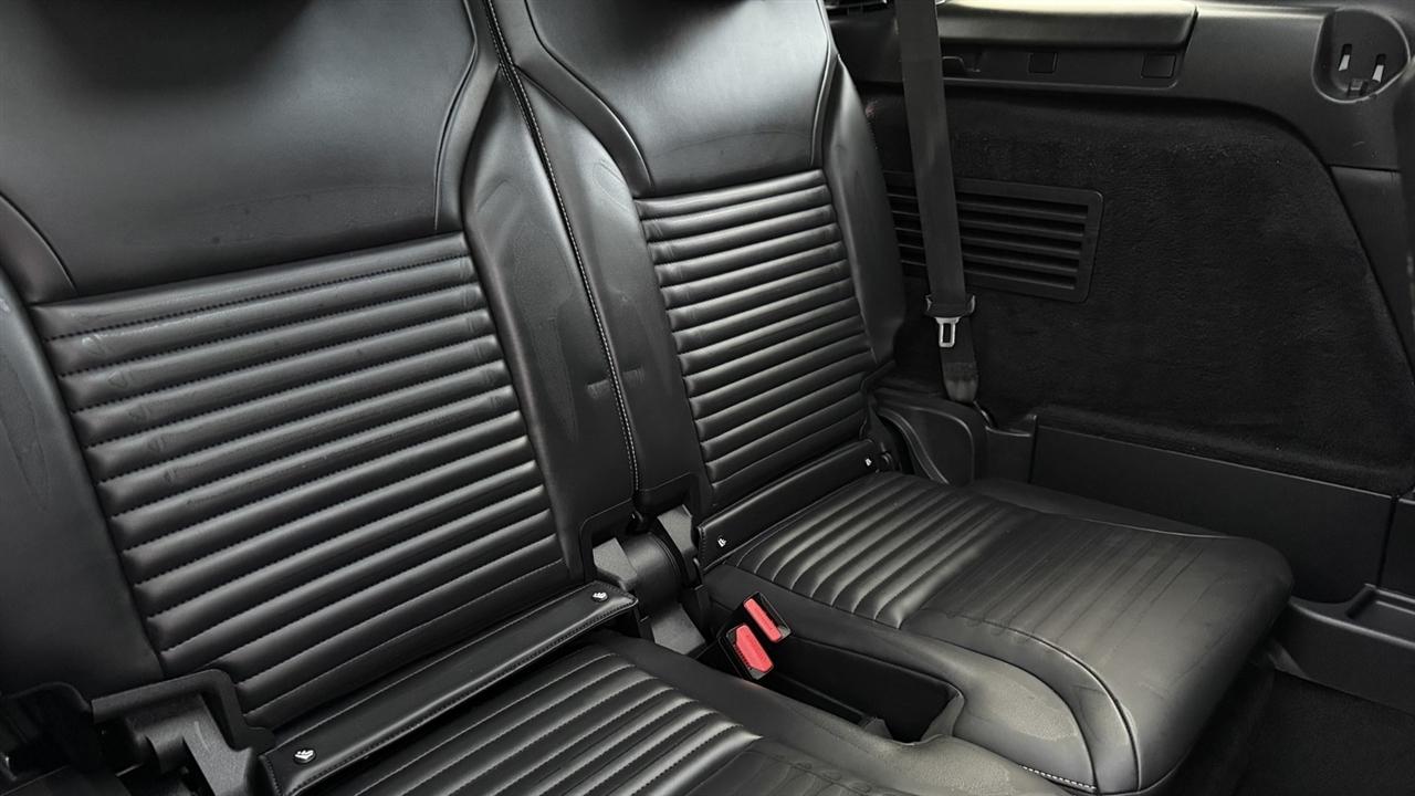 Land Rover Discovery photo 44