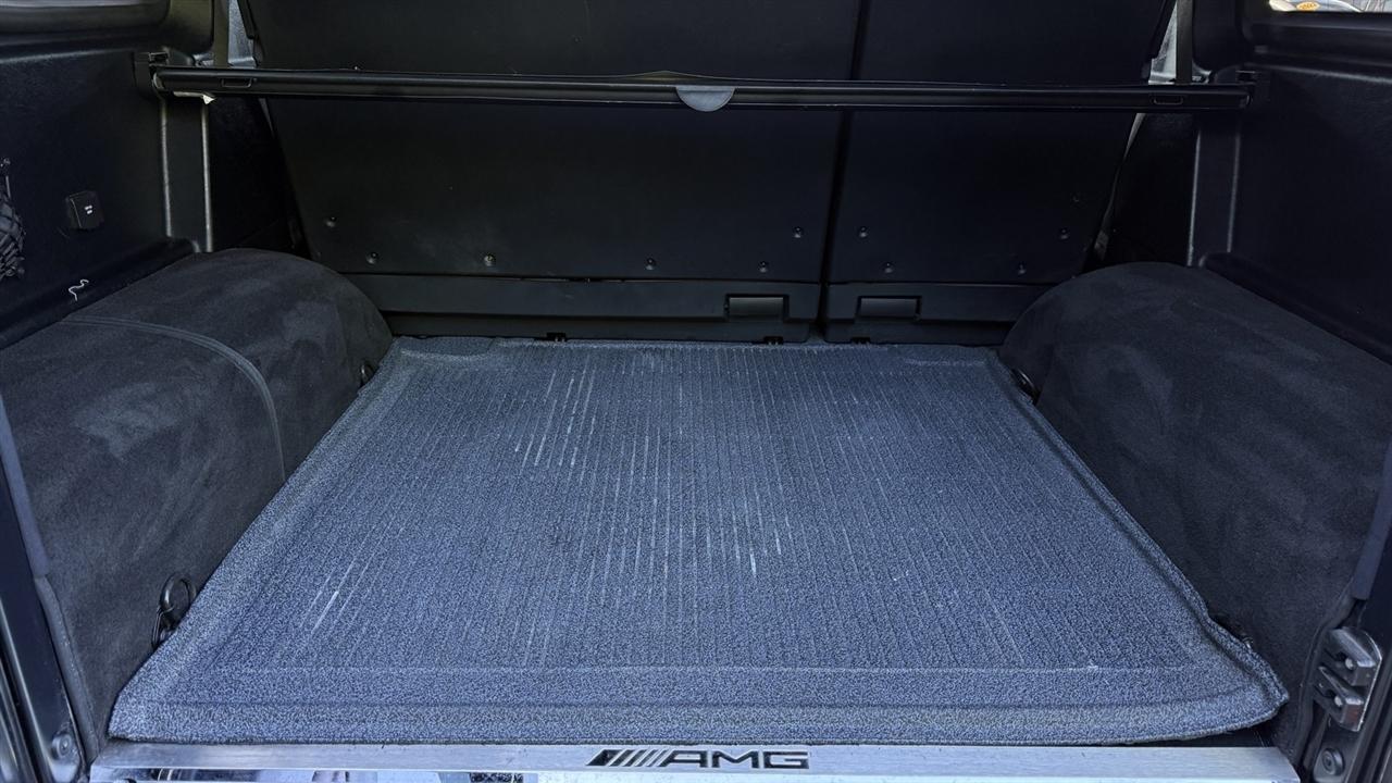 Mercedes-Benz G-Class photo 25