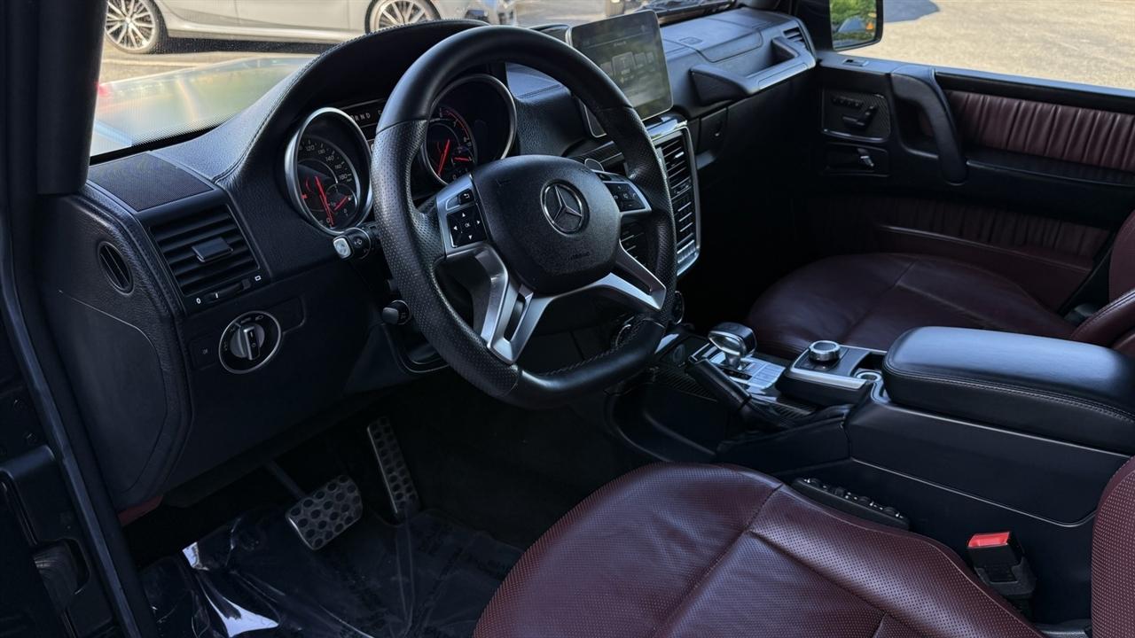 Mercedes-Benz G-Class photo 31