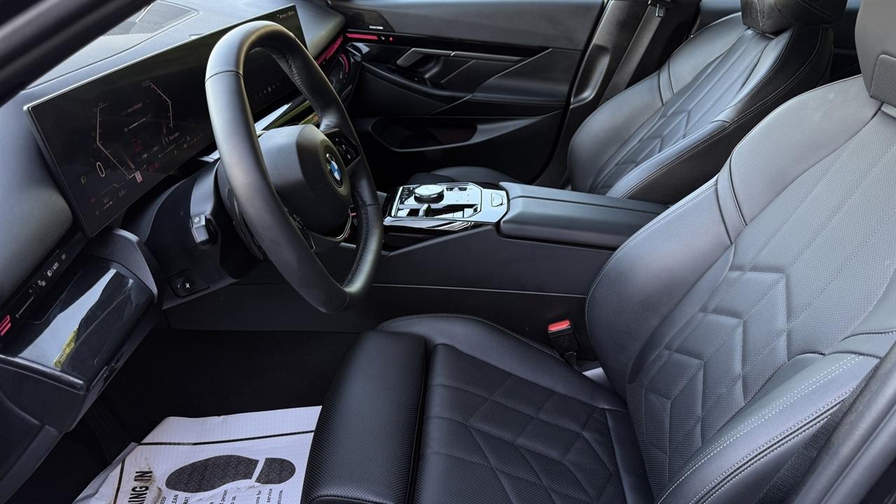 BMW 530i photo 16
