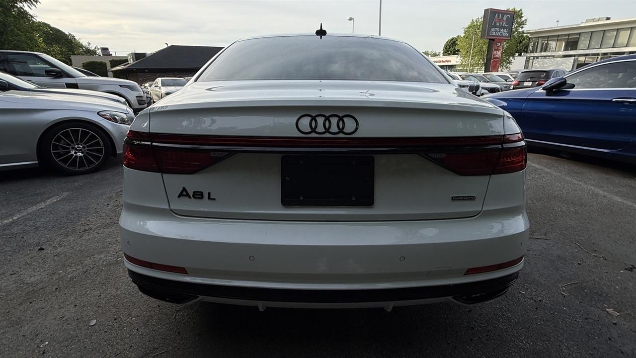 Audi A8 L photo 15
