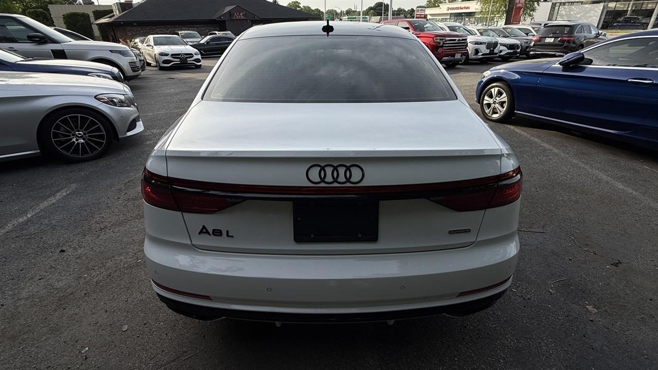 Audi A8 L photo 16
