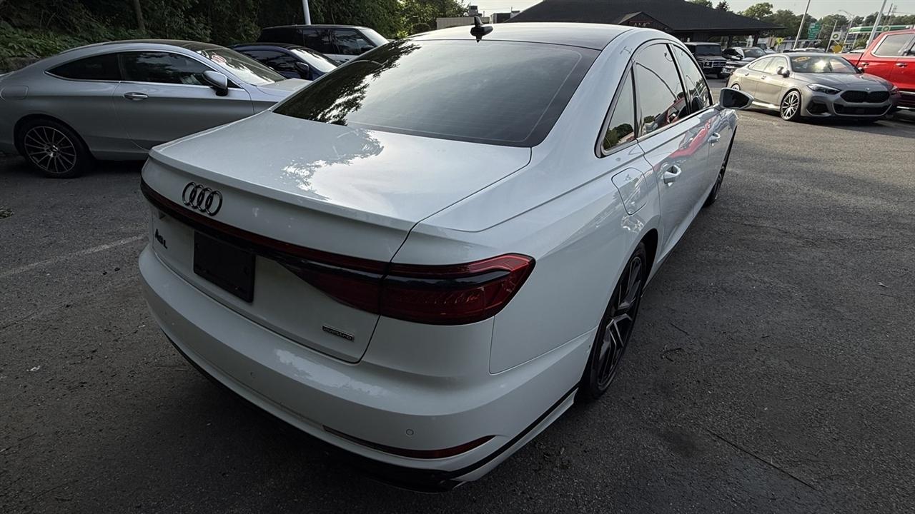 Audi A8 L photo 18