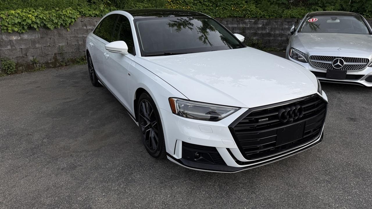 Audi A8 L photo 22
