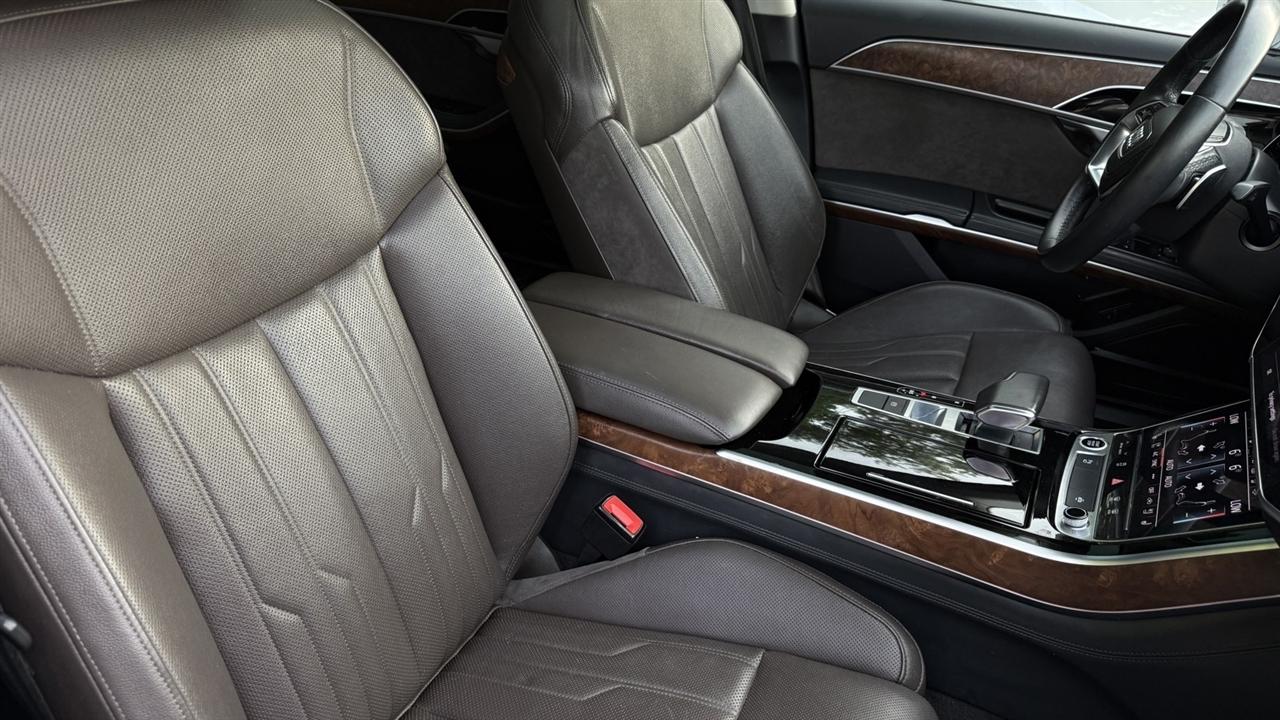 Audi A8 L photo 46