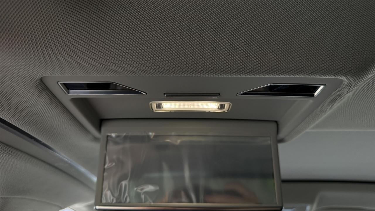 Audi A8 L photo 63