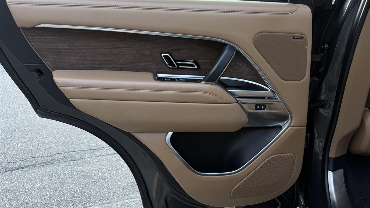 Land Rover Range Rover photo 30