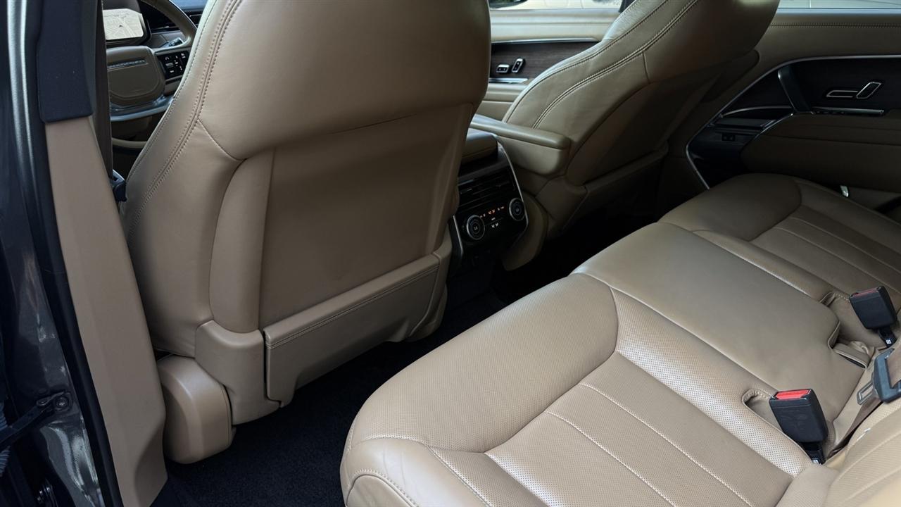 Land Rover Range Rover photo 33