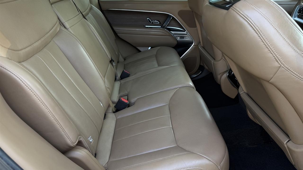 Land Rover Range Rover photo 38