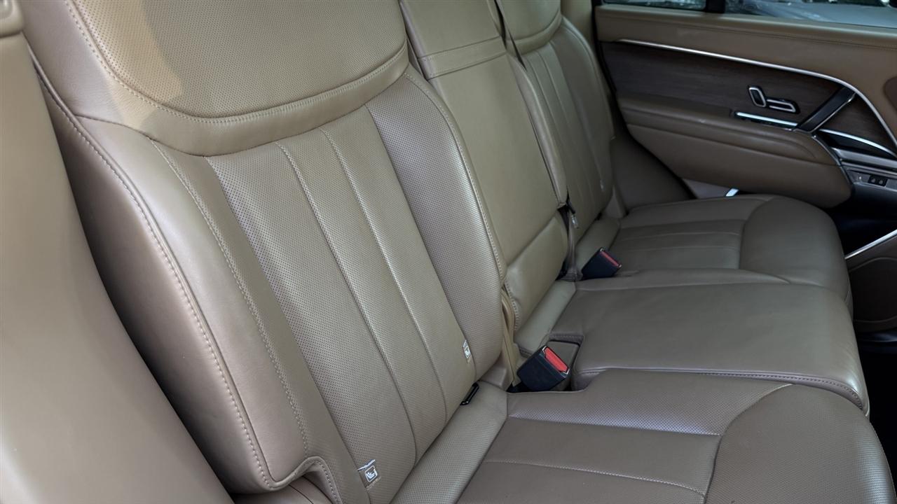 Land Rover Range Rover photo 40