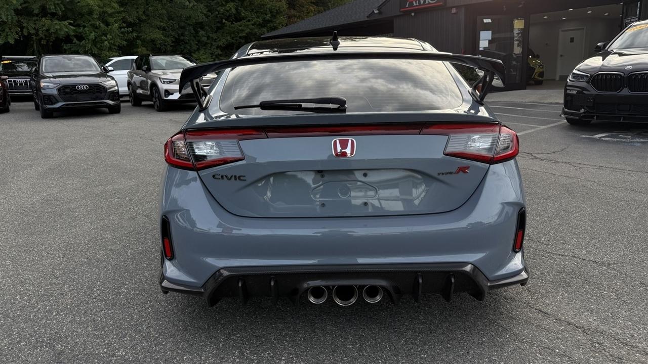Honda Civic Type R photo 15