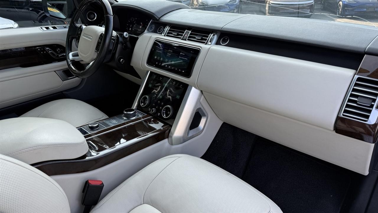 Land Rover Range Rover photo 47