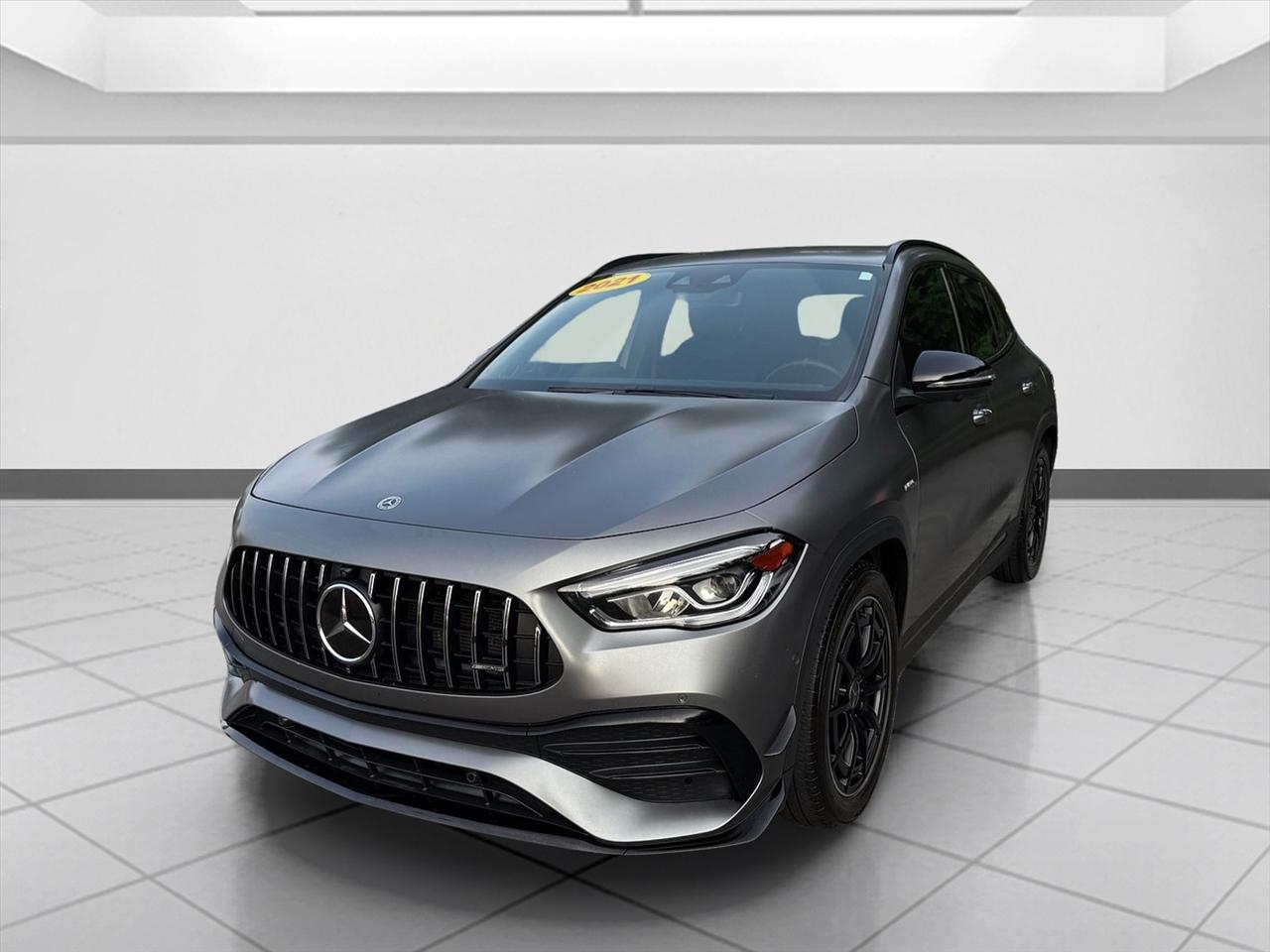 Mercedes-Benz GLA-Class photo 9