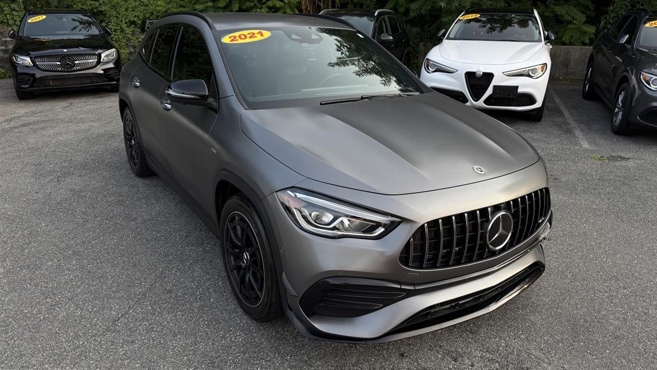 Mercedes-Benz GLA-Class photo 22