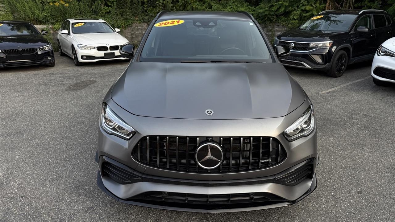 Mercedes-Benz GLA-Class photo 24