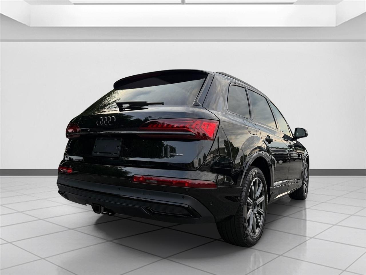 Audi Q7 photo 5