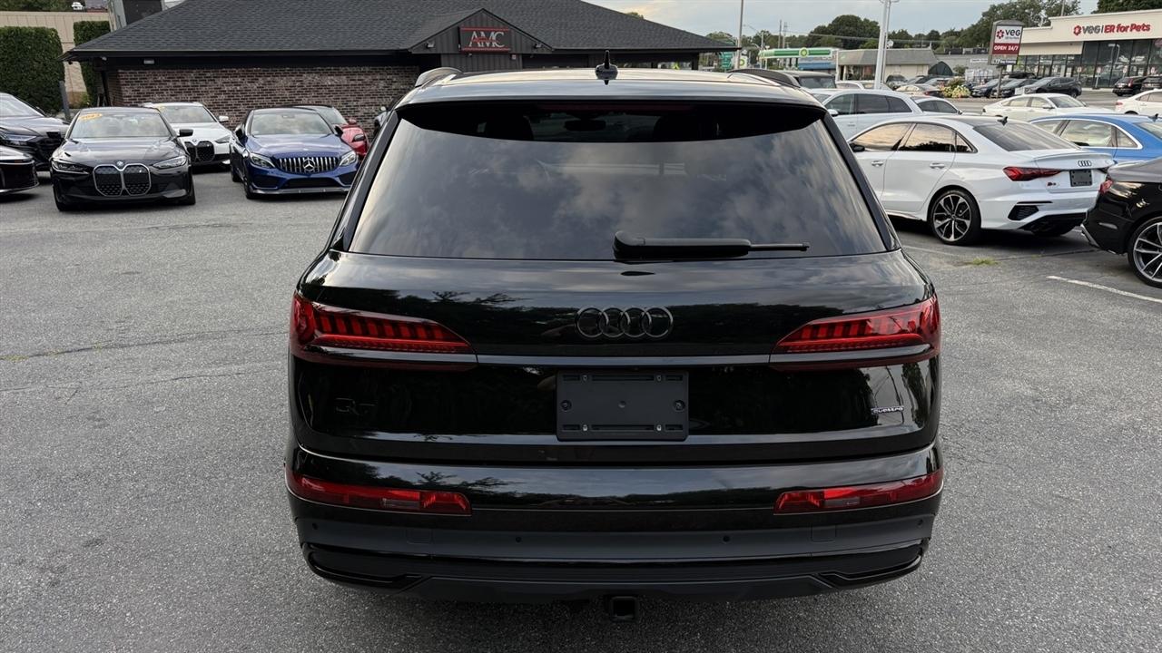 Audi Q7 photo 16