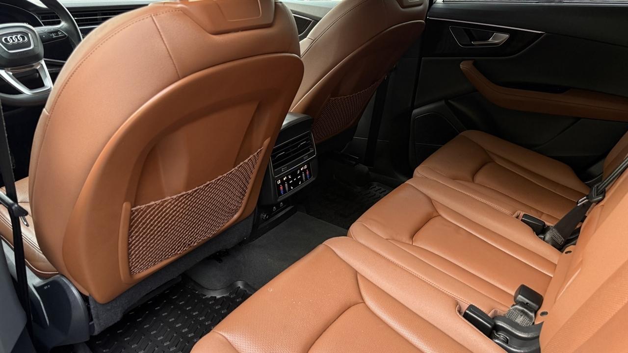 Audi Q7 photo 33