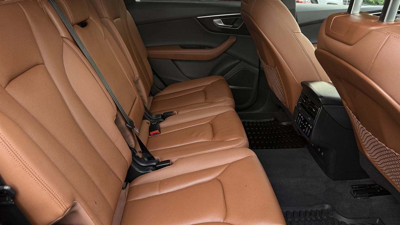 Audi Q7 photo 39
