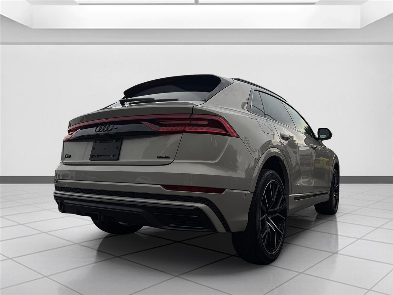 Audi Q8 photo 5