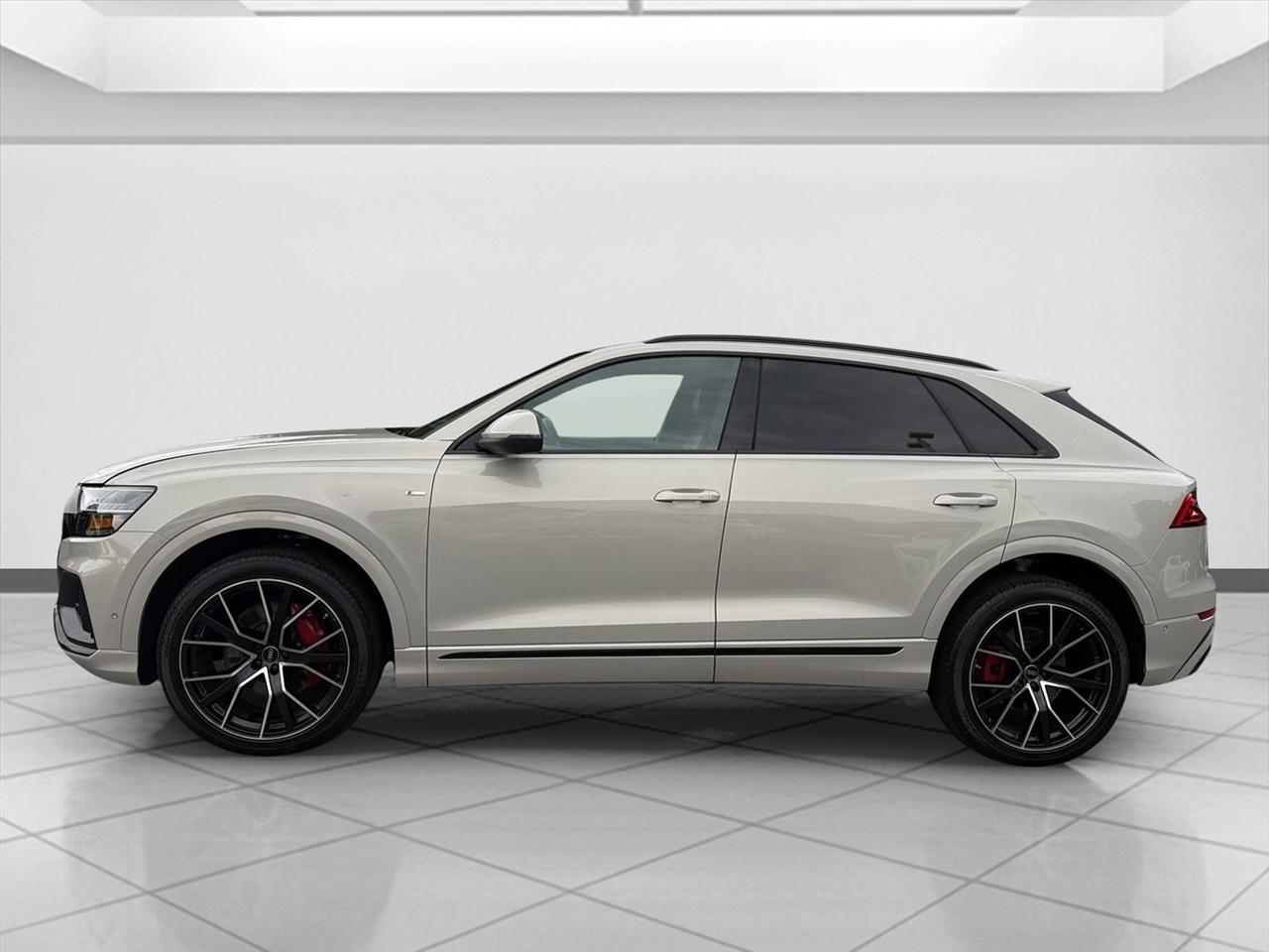 Audi Q8 photo 9