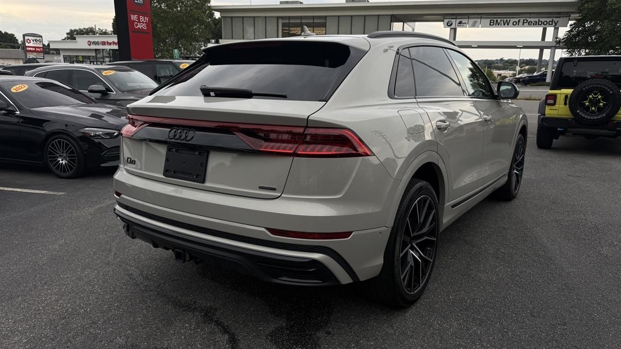 Audi Q8 photo 15