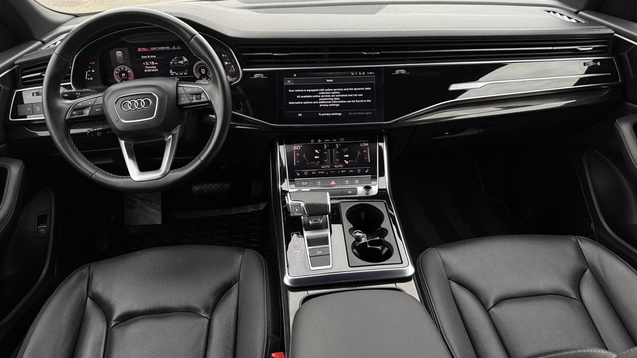 Audi Q8 photo 34