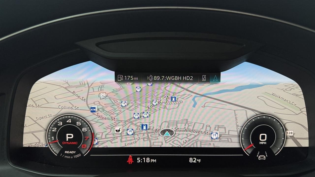 Audi Q8 photo 43
