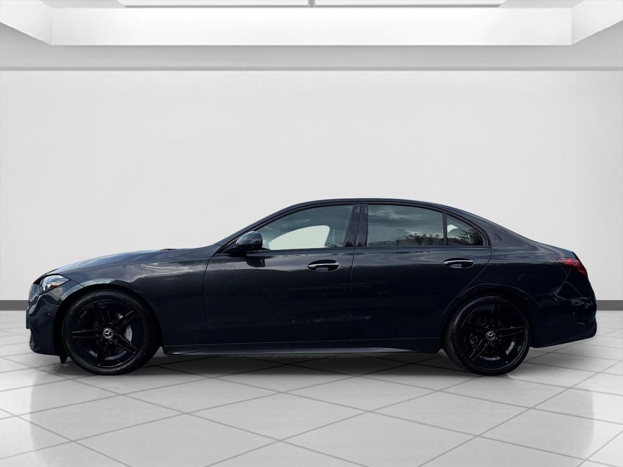 Mercedes-Benz C-Class photo 2