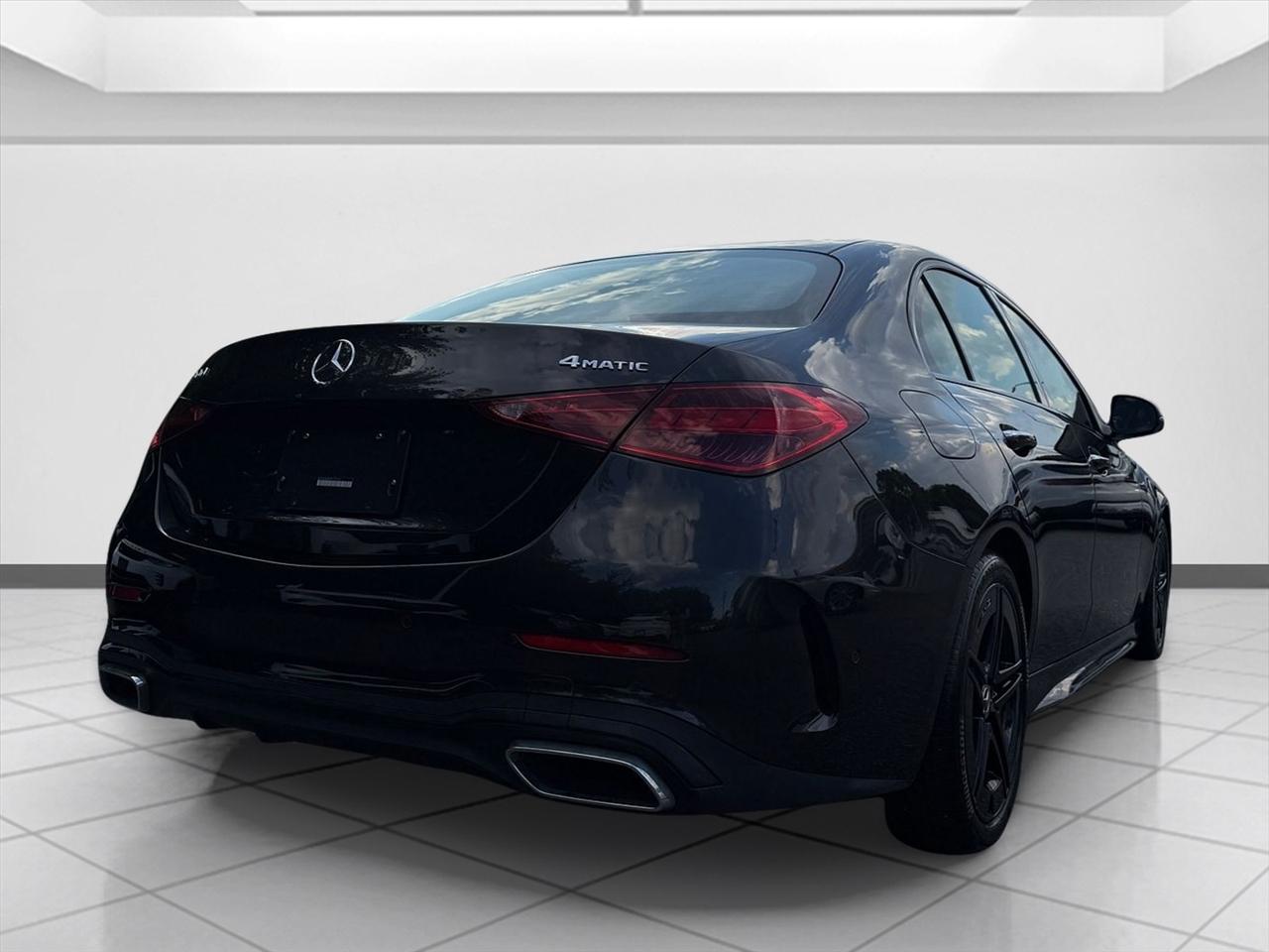 Mercedes-Benz C-Class photo 5