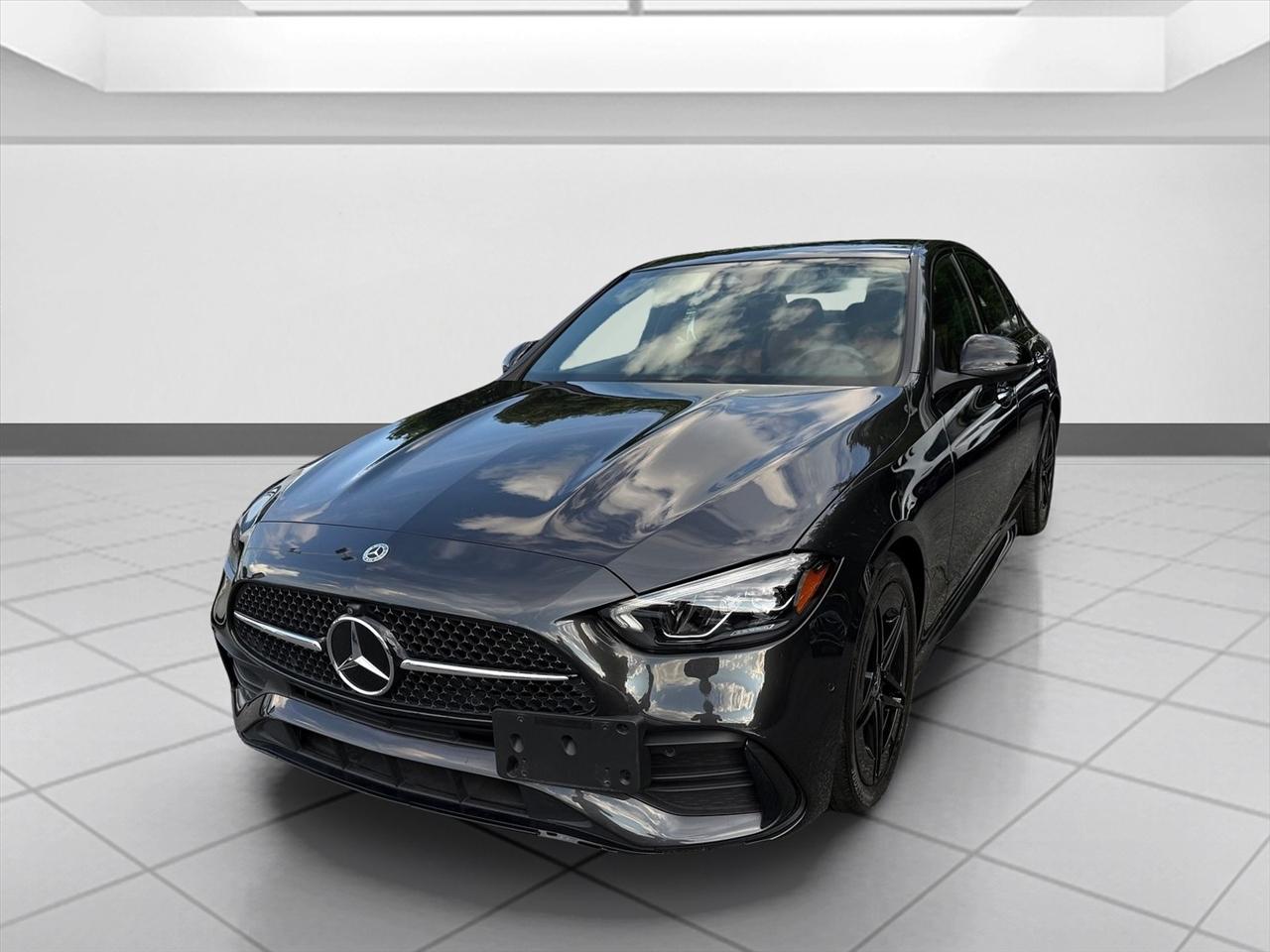 Mercedes-Benz C-Class photo 9