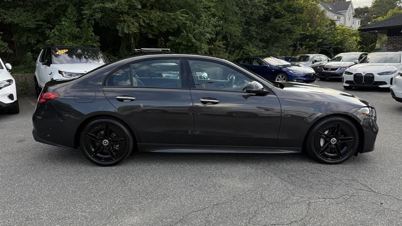 Mercedes-Benz C-Class photo 19