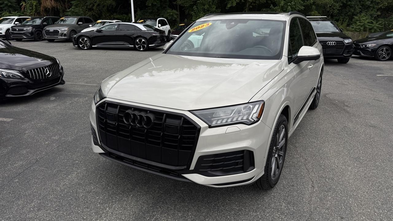 Audi Q7 photo 14