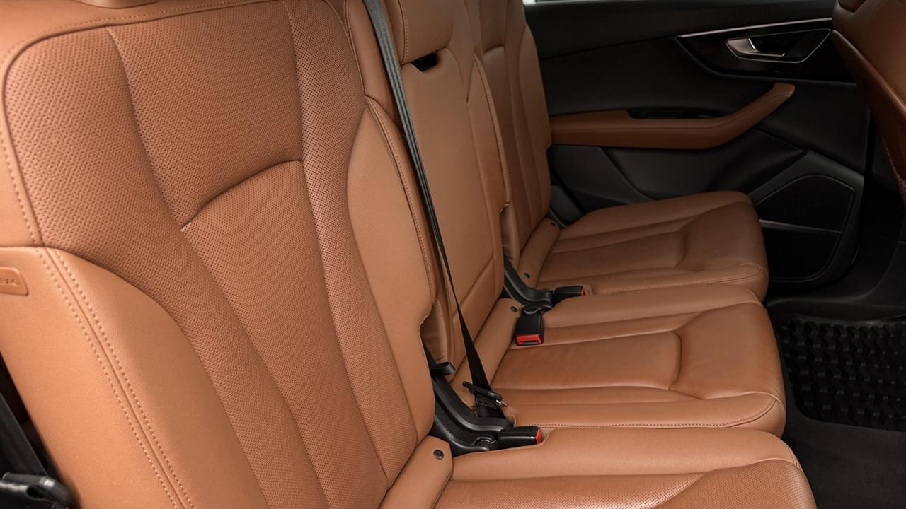 Audi Q7 photo 30