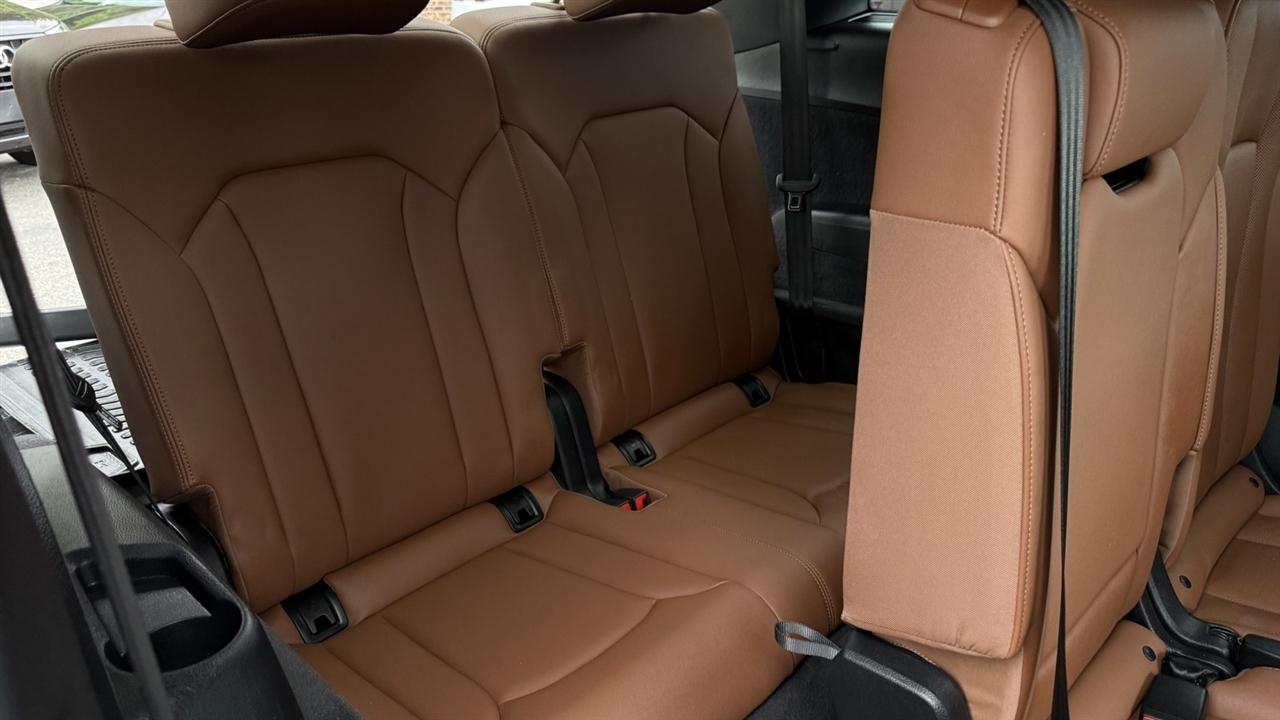 Audi Q7 photo 33