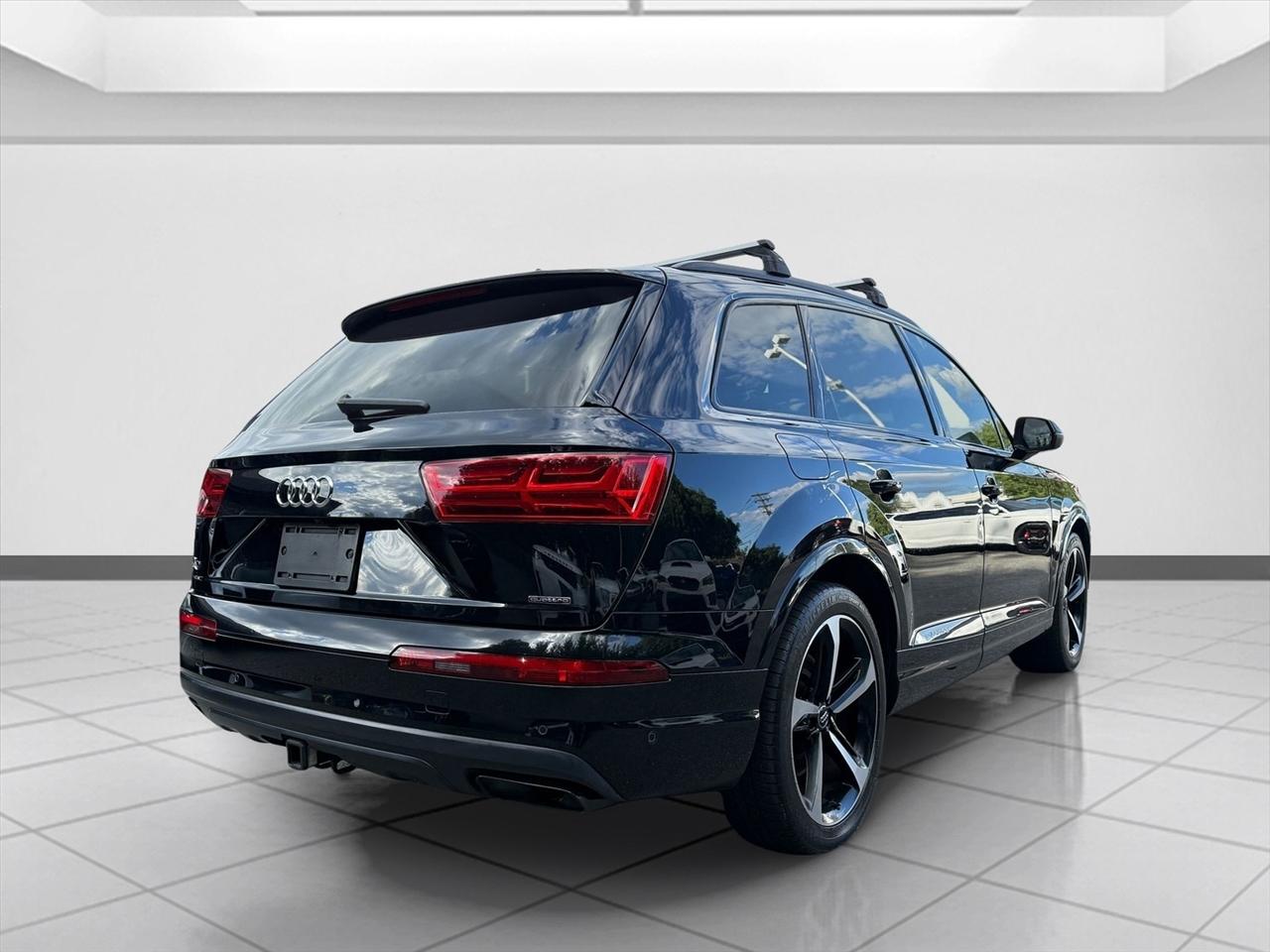 Audi Q7 photo 5