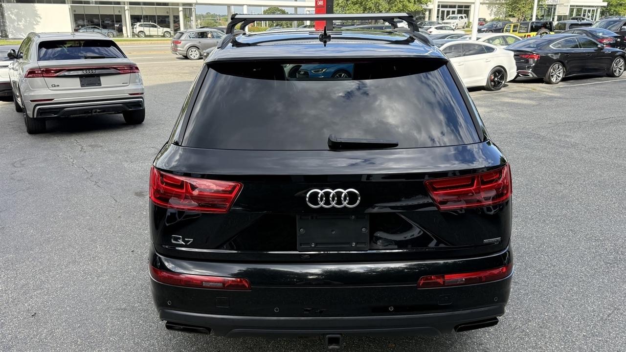 Audi Q7 photo 16