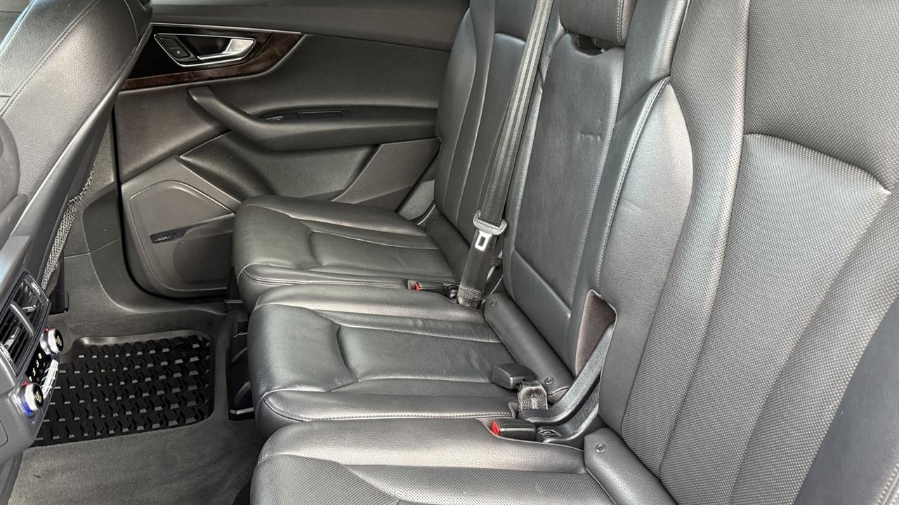 Audi Q7 photo 34