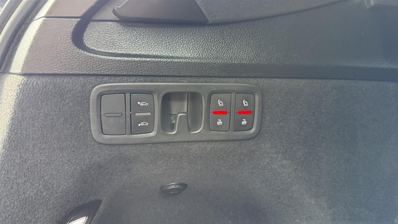 Audi Q7 photo 37