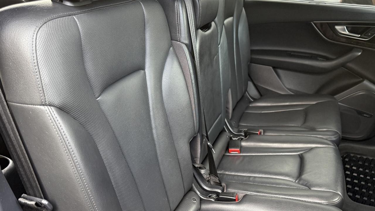 Audi Q7 photo 43