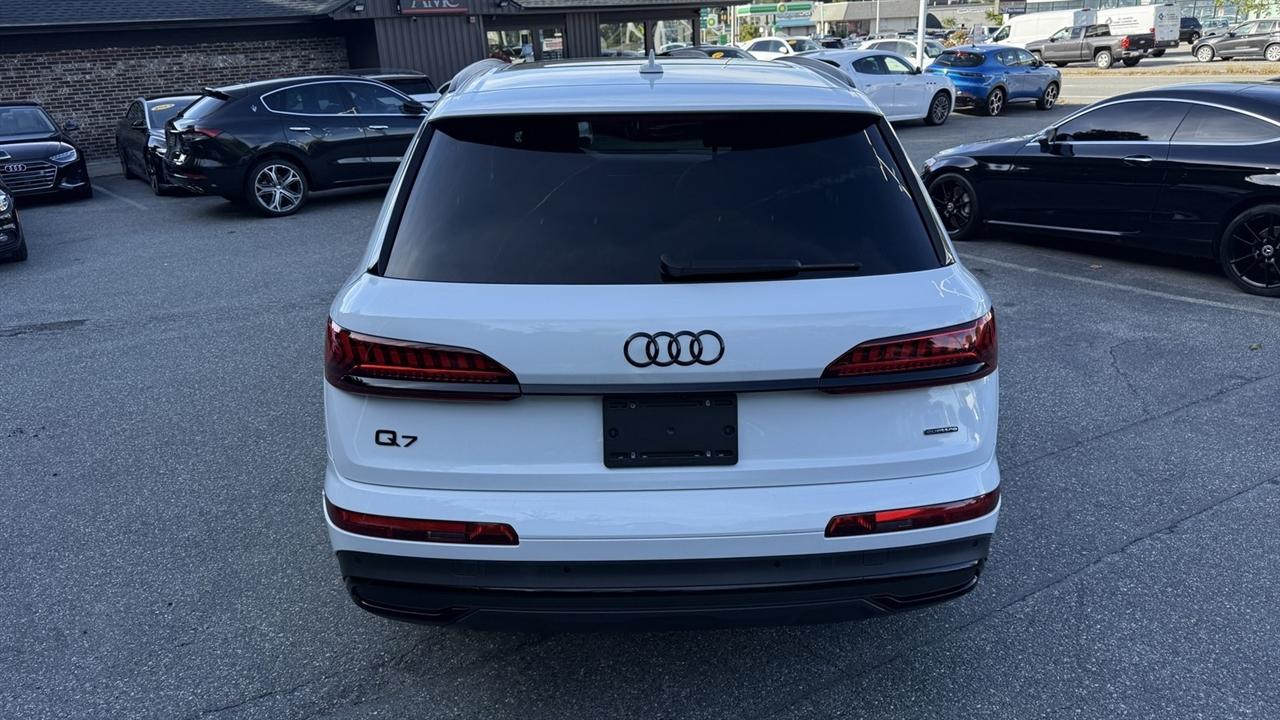 Audi Q7 photo 16