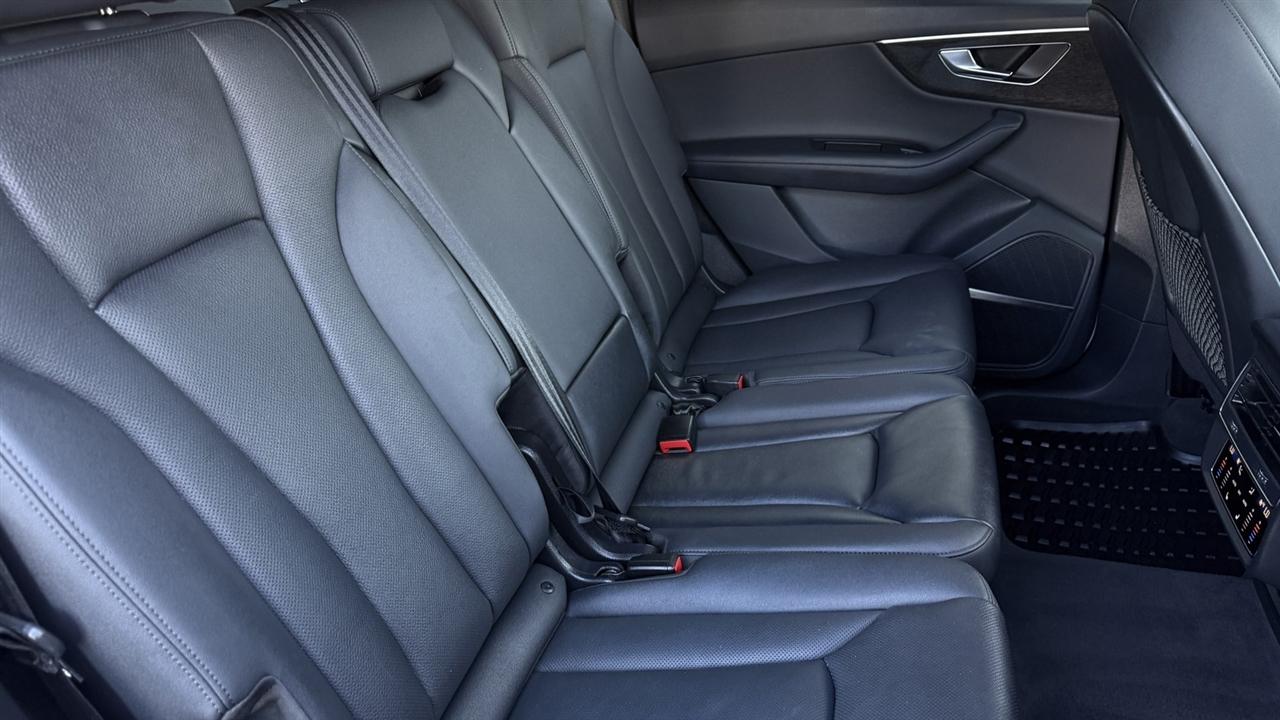 Audi Q7 photo 40
