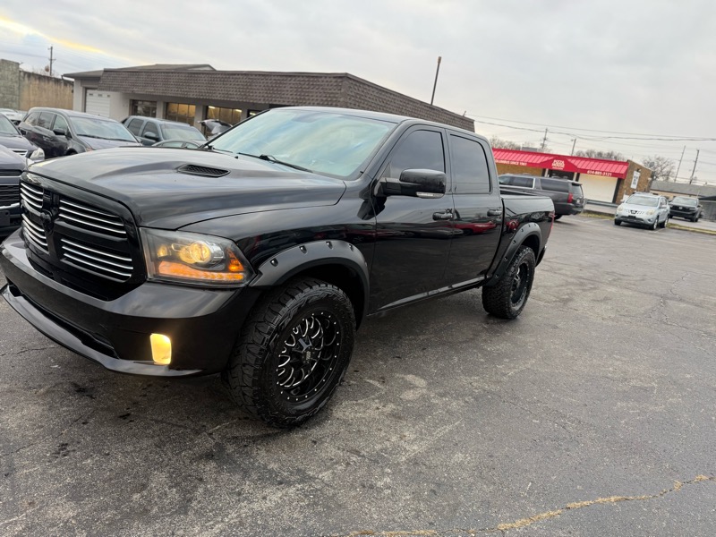 2014 RAM 1500 Sport Crew Cab SWB 4WD