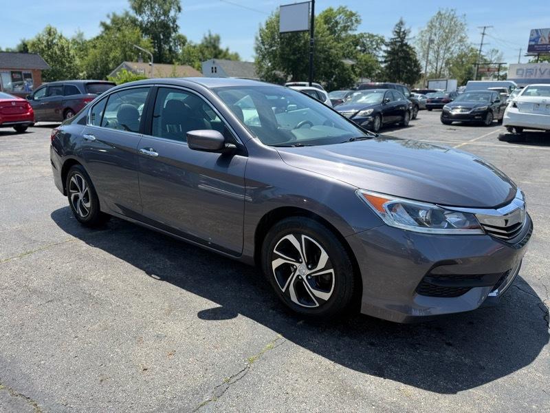 2017 Honda Accord LX - Photo 2