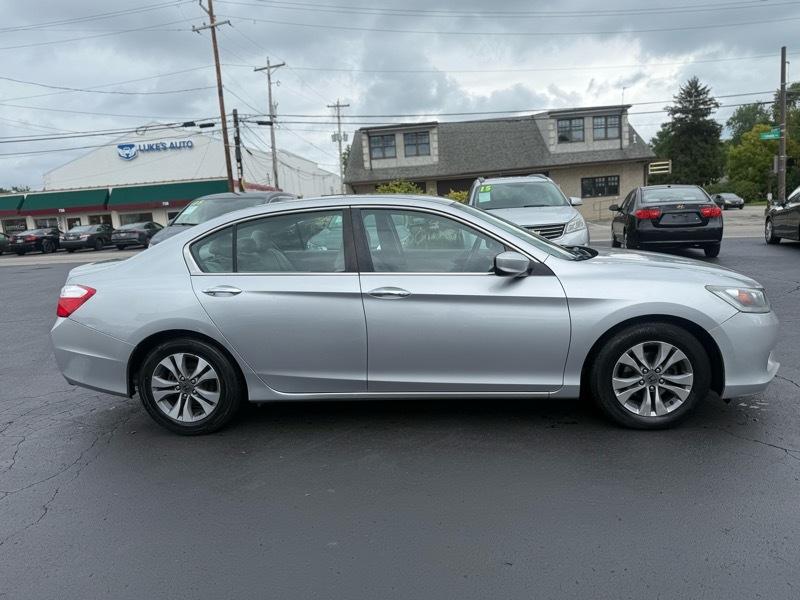 2013 Honda Accord LX - Photo 6