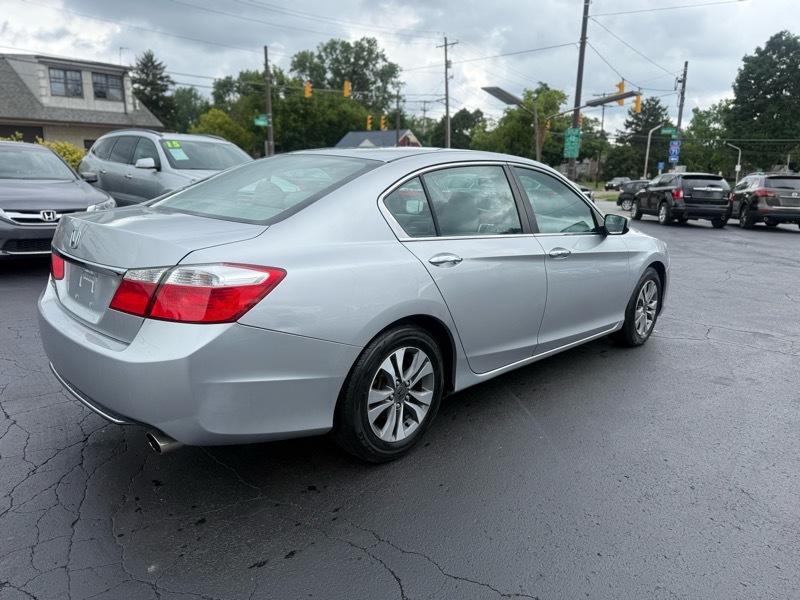 2013 Honda Accord LX - Photo 7